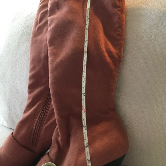 Amanda Smith’s Super soft tall pink suede fashion boots. New, never worn, no box - Picture 7 of 7